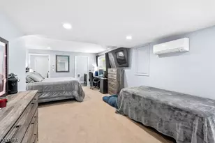 323 Main St, Ogdensburg, NJ 07439 - Photo 11