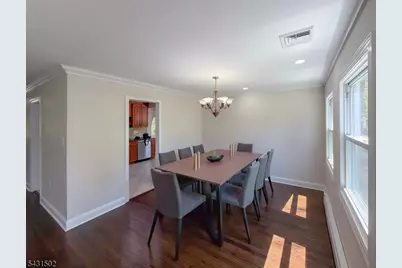 8 Woodland Dr, Washington Township, NJ 07853 - Photo 9