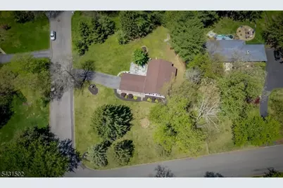8 Woodland Dr, Washington Township, NJ 07853 - Photo 35