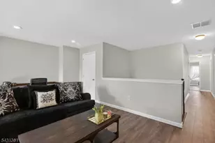 712 Firethorn Dr, Union Township, NJ 07083 - Photo 15