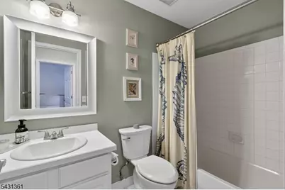 712 Firethorn Dr, Union Township, NJ 07083 - Photo 19