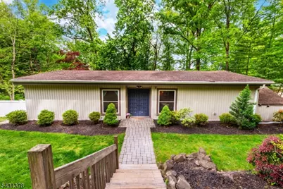 32 Foremost Mountain Rd, Montville Township, NJ 07082 - Photo 1