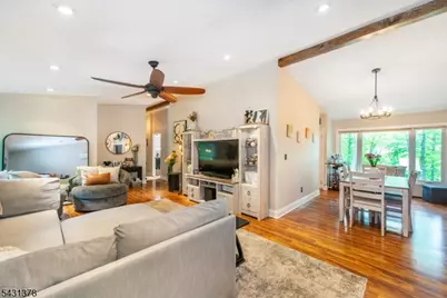 32 Foremost Mountain Rd, Montville Township, NJ 07082 - Photo 3