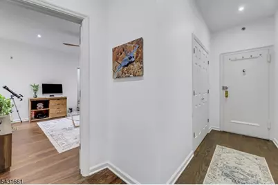 755 Anderson Ave #5i, Cliffside Park, NJ 07010 - Photo 9