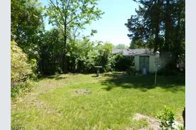 110 Longport Rd, Parsippany, NJ 07054 - Photo 5