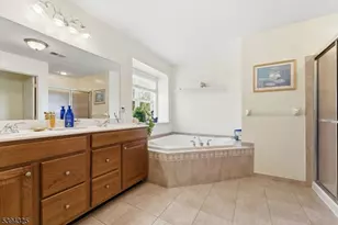 23 Crestview Dr, Clinton Township, NJ 08809 - Photo 21