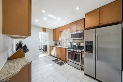 40 John St, Cranford Township, NJ 07016 - Photo 13