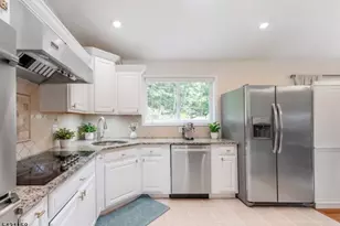 54 Highview Terrace, Rockaway Township, NJ 07801 - Photo 5