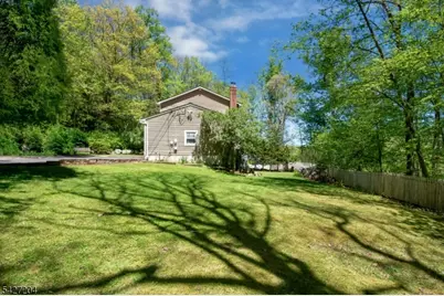 13 Celia Ave, Hopatcong, NJ 07874 - Photo 27