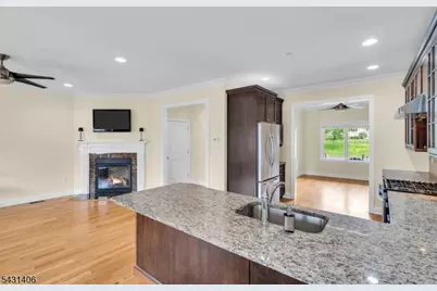 4A Foley Sq #4A, New Providence, NJ 07974 - Photo 13