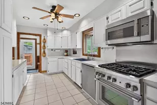 362 Walker Rd, West Orange Township, NJ 07052 - Photo 17