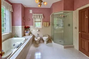 13 Glennon Farm Ln, Tewksbury Township, NJ 08833 - Photo 25