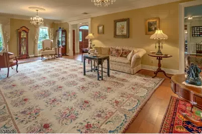 13 Glennon Farm Ln, Tewksbury Township, NJ 08833 - Photo 7