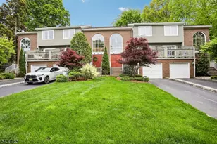 10 Fells Manor Rd, Caldwell, NJ 07006 - Photo 3