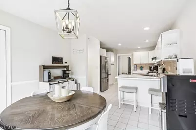10 Fells Manor Rd, Caldwell, NJ 07006 - Photo 17