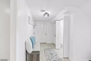 10 Fells Manor Rd, Caldwell, NJ 07006 - Photo 33