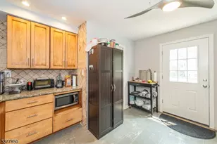69 Forest St, Montclair, NJ 07042 - Photo 11