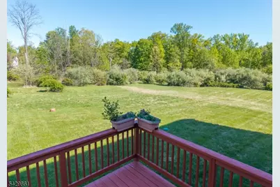 37 Woodland Heights Circl, Lebanon Township, NJ 08826 - Photo 9