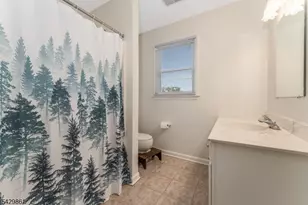 37 Woodland Heights Cir, Lebanon Township, NJ 08826 - Photo 33