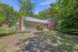 9 Roosevelt Rd, Readington, NJ 08889 - Photo 1