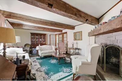 9 Roosevelt Rd, Readington, NJ 08889 - Photo 5