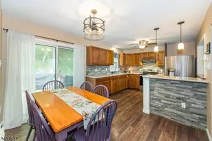 5 Valley Dr W, Vernon Twp., NJ 07418 - Photo 9