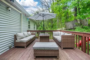 5 Valley Dr W, Vernon Twp., NJ 07418 - Photo 33
