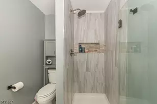 5 Valley Dr W, Vernon Twp., NJ 07418 - Photo 19