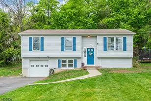 5 Valley Dr W, Vernon, NJ 07418 - Photo 1