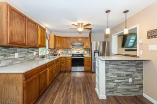 5 Valley Dr W, Vernon Twp., NJ 07418 - Photo 5