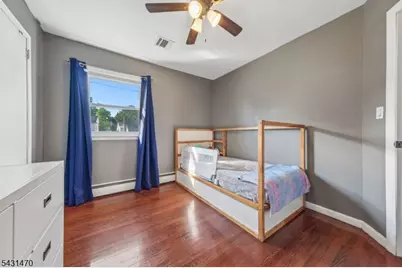 589 Winchester Ave, Union Township, NJ 07083 - Photo 15