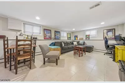 589 Winchester Ave, Union Township, NJ 07083 - Photo 7