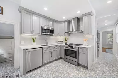 296 Ridgewood Ave, Glen Ridge, NJ 07028 - Photo 17