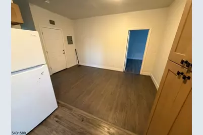 64 Mott St #2, Newark, NJ 07105 - Photo 5