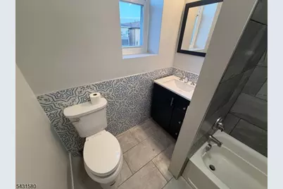 64 Mott St #2, Newark, NJ 07105 - Photo 9