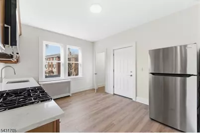 1 Bay Ave #3, Bloomfield, NJ 07003 - Photo 3