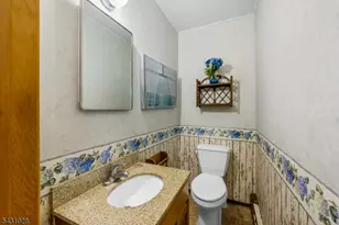20 E Circuit Dr, Roxbury Township, NJ 07876 - Photo 13
