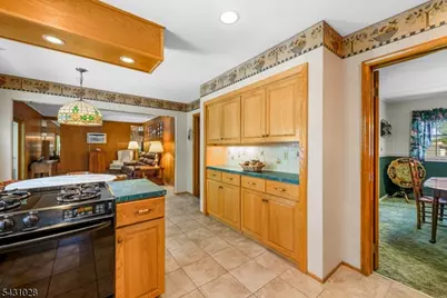 20 E Circuit Dr, Roxbury Township, NJ 07876 - Photo 9