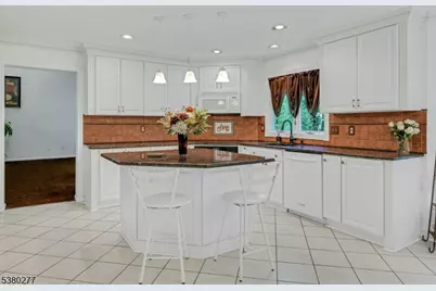 30 Hidden Glen Dr, Sparta Township, NJ 07871 - Photo 11