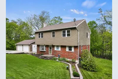 421 Glen Ridge Rd, Vernon, NJ 07422 - Photo 1