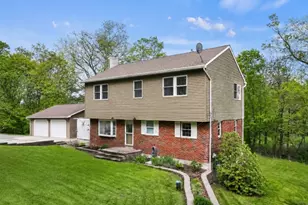 421 Glenridge Rd, Vernon, NJ 07422 - Photo 1