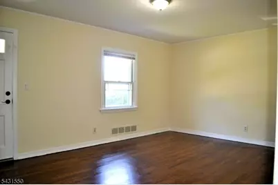 495 Mount Prospect Ave, Clifton, NJ 07012 - Photo 3