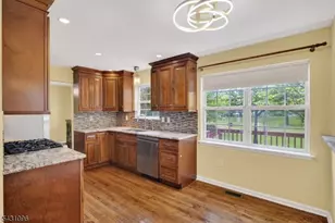 33 Nostrand Rd, Hillsborough Township, NJ 08844 - Photo 15