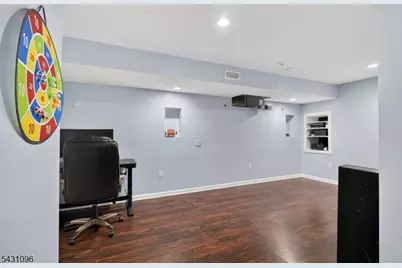 33 Nostrand Rd, Hillsborough Township, NJ 08844 - Photo 33
