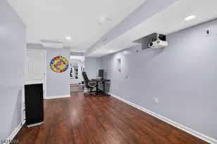 33 Nostrand Rd, Hillsborough Township, NJ 08844 - Photo 29