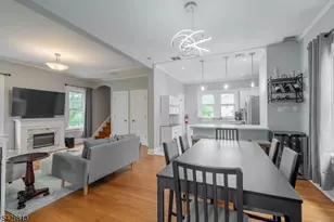 56 Woodside Rd, Maplewood Twp., NJ 07040 - Photo 9