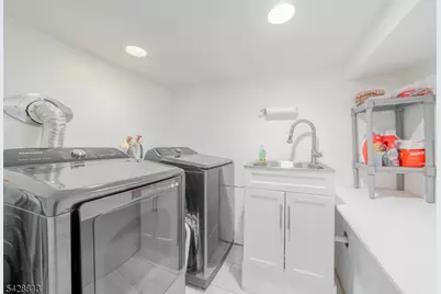 56 Woodside Rd, Maplewood Twp., NJ 07040 - Photo 27
