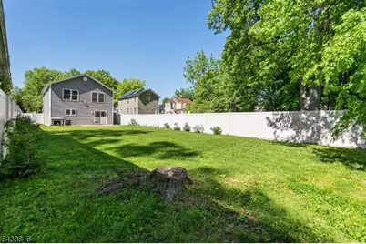 144 E 7th Ave, Roselle, NJ 07203 - Photo 23