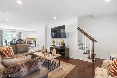 144 E 7th Ave, Roselle, NJ 07203 - Photo 5