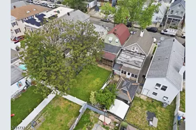 339 Lawrie St, Perth Amboy, NJ 08861 - Photo 25
